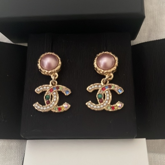 Gorgeous Chanel CC earrings - Picture 3 of 4